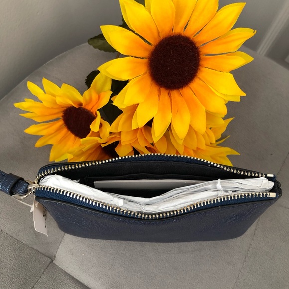 Coach Blue Small Wristlet - Picture 3 of 4